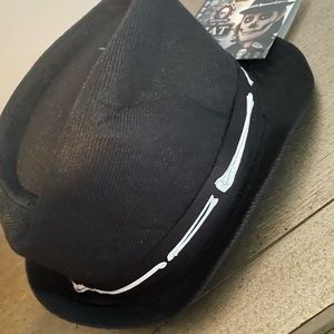 NWT skeleton top hat